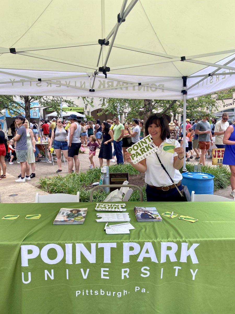 PointParkU's tweet photo. Beautiful day here at #Picklesburgh 🥳🥒💚✨ We’re having a dill-ightful time at our Alumni Reception! Come visit us in Academic Hall until 6! https://t.co/zDh0zIf9mZ