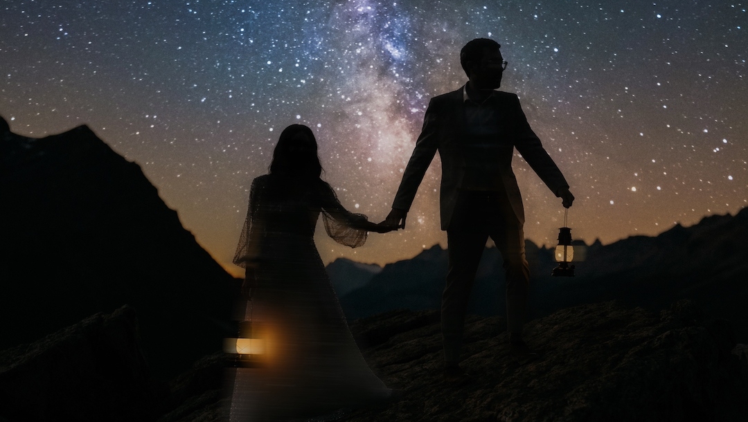 The enigmatic presence of silhouettes are present in many wedding albums lately. Image makers are infusing the age-old technique with fresh creative ideas.⁠ Learn techniques that update the silhouette while still being timeless.⁠ shorturl.at/dpFK0