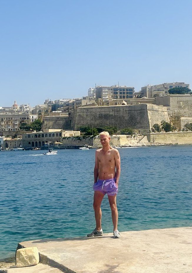 Benny From The Block. 🥐 tweet media