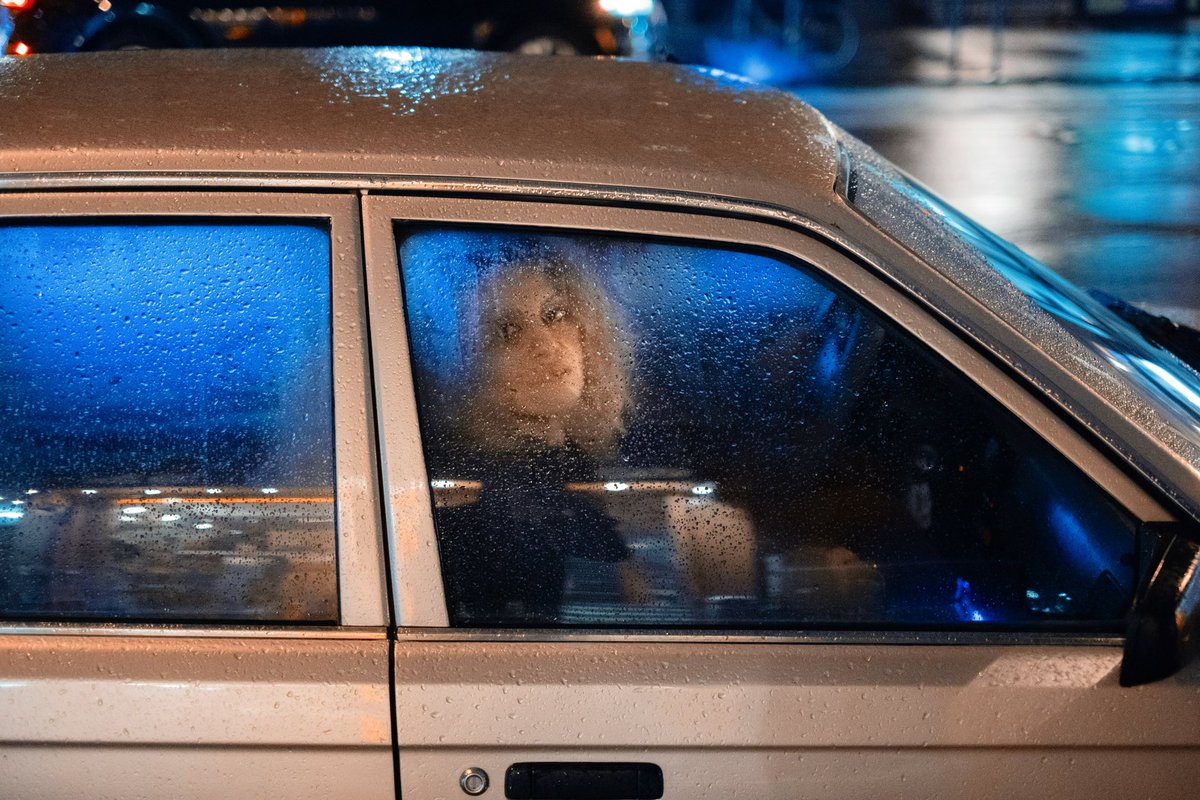 sixstreetunder's tweet photo. Some more people focused New York shots https://t.co/aforZi1kRR
