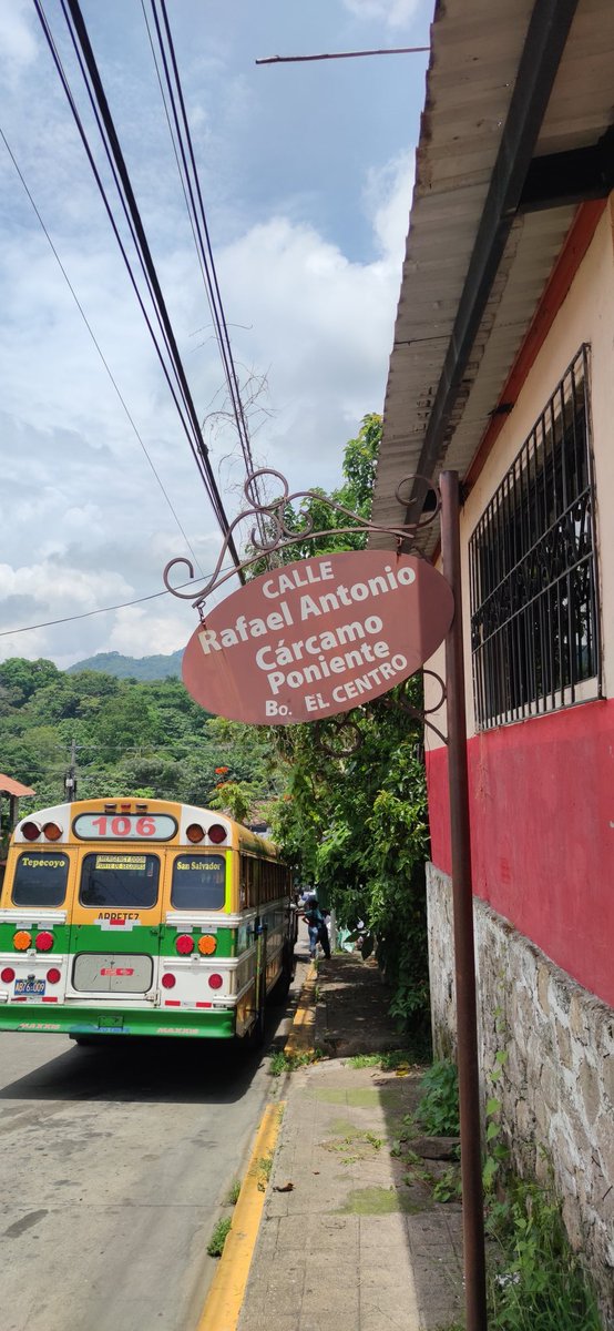 Esto no es así nomás, <a href="/AbogadoCarcamo/">Antonio Cárcamo.</a>