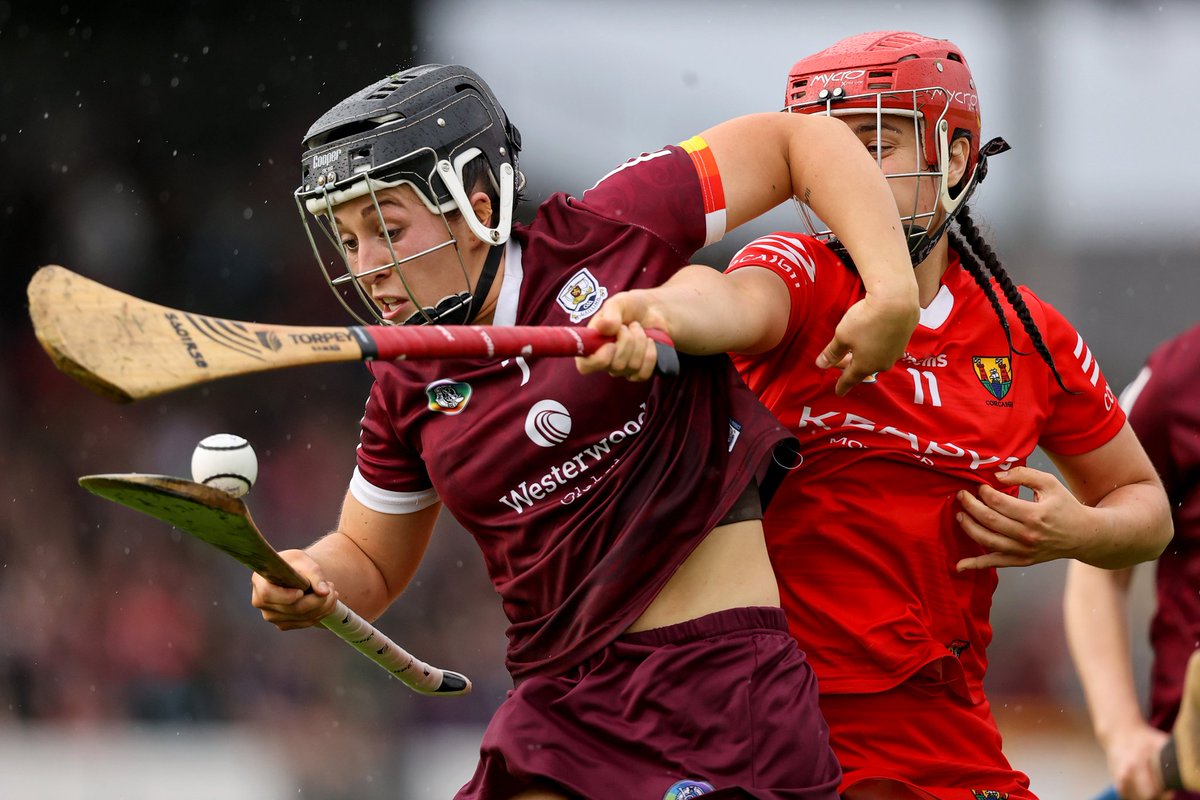 A wet one covering the @dimplex_ireland All-Ireland Senior @OfficialCamogie Championship Semi-Finals down at Nowlan Park 📸🌧

#OurGameOurPassion #CapturingHistory