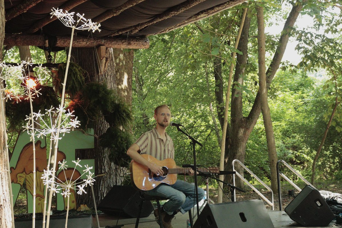 Sam Moss performed his amazing acoustic set here on Creekside at #NMF2023. Make sure to stop by for more wonderful artists!