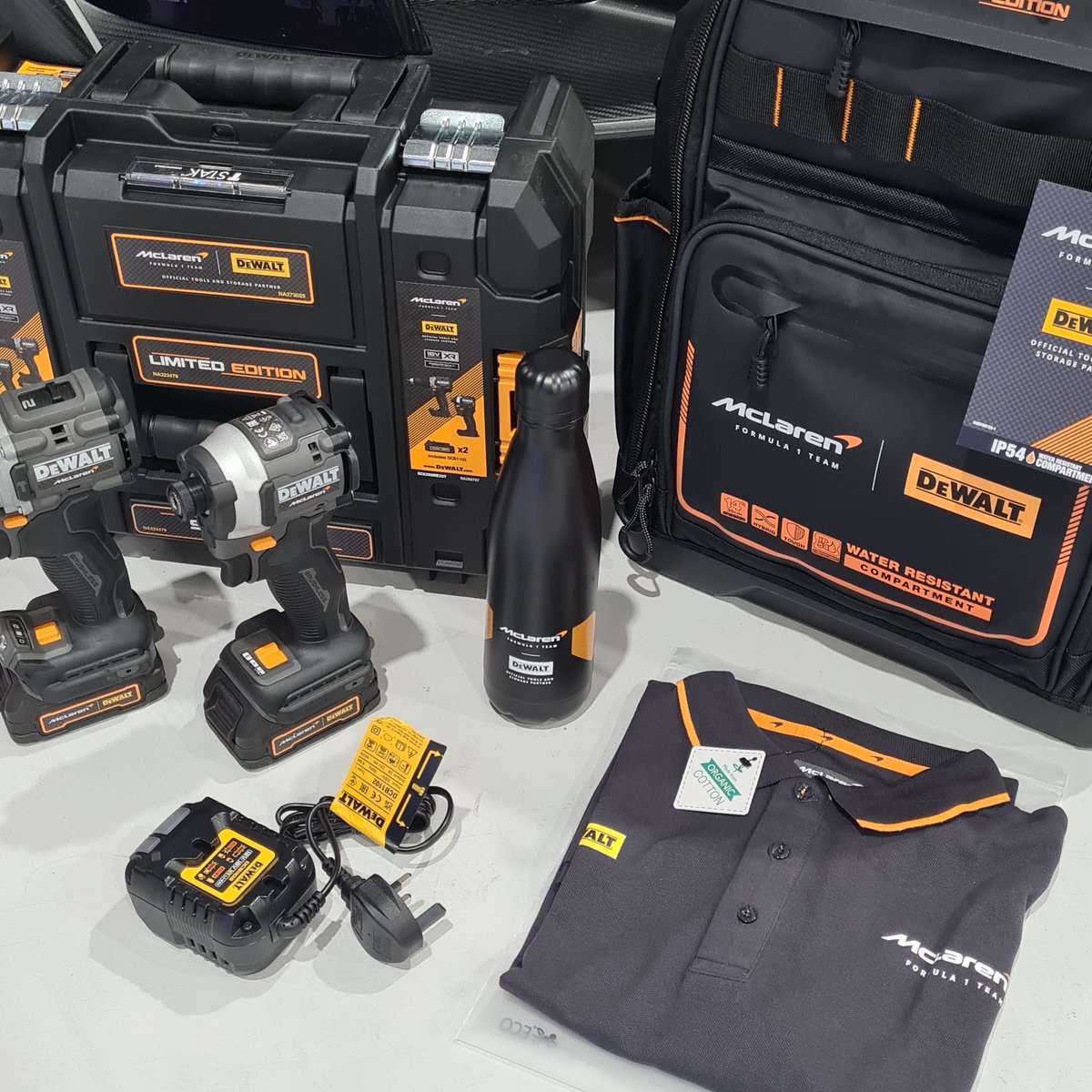 &TEAM BtL KRショッププレオーダー MAKI 7点セット Enter now for 2 chances to win! Firstly, there is the option to