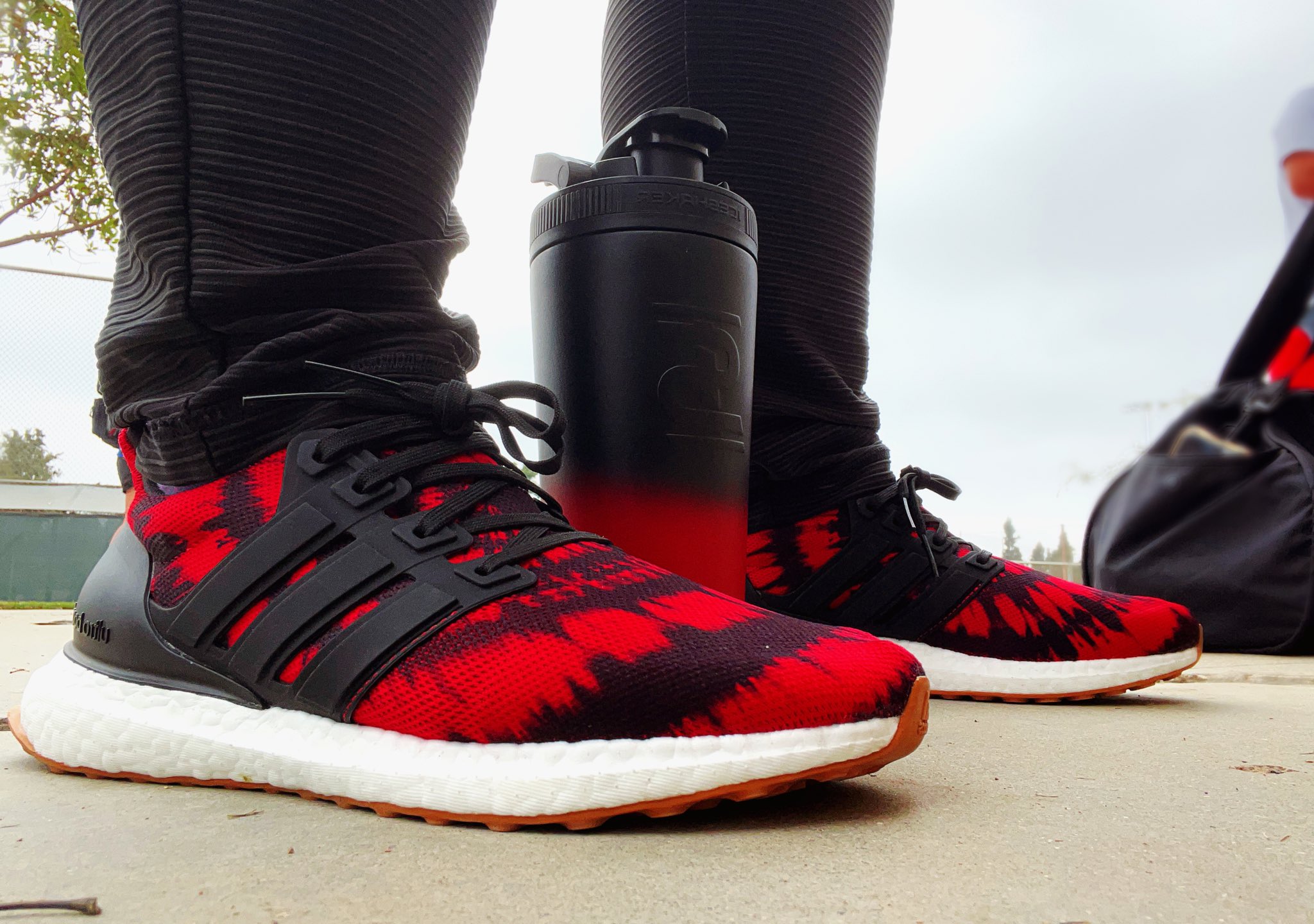 Nmd r1 shop nice kicks