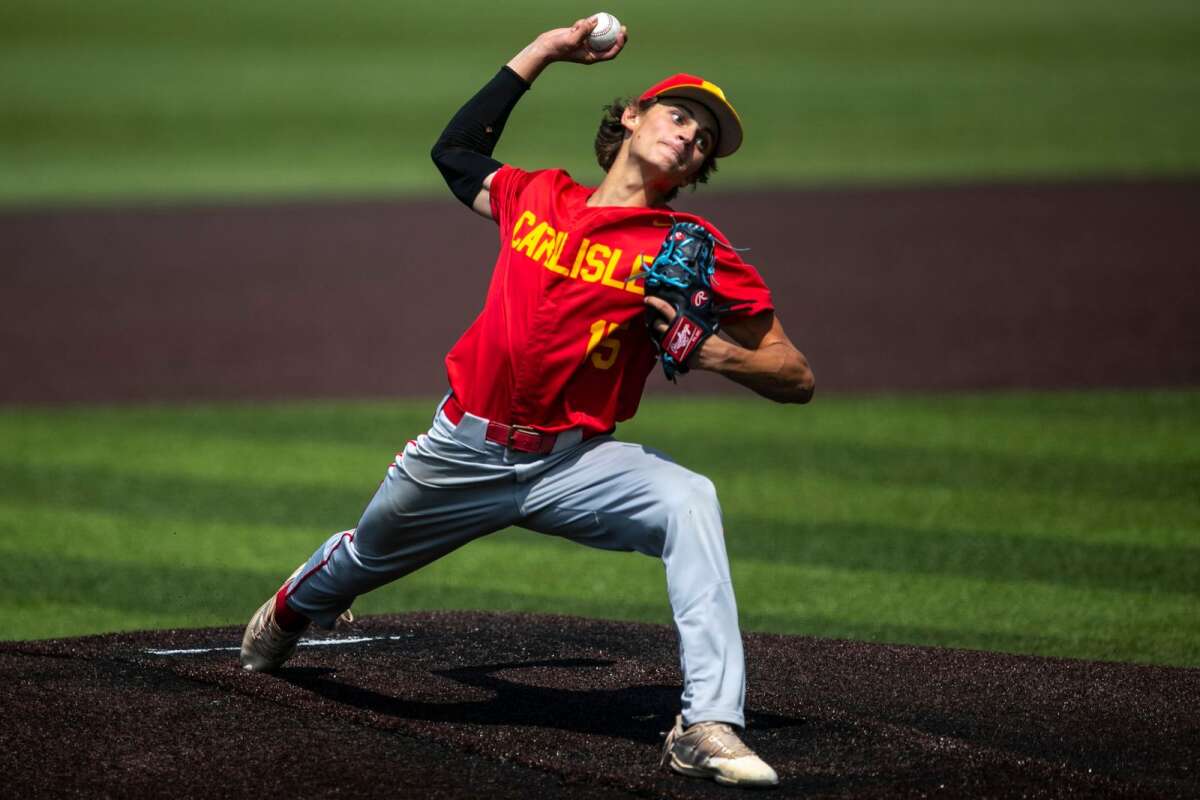 Joe Goodhue- 1st Team RRC (IF), 1st Team All-District (3B), Second Team All-State Academic Team

15 led the team in hitting with 5 HR and a .370 average and finished with a 7-1 record and 1.87 ERA on the mound. A true competitor and leader that left a legacy at CHS.
