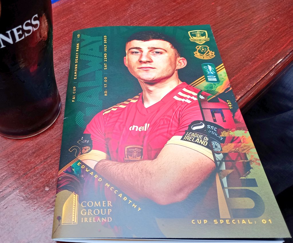 christopher7590's tweet photo. Tonight's paperwork at @GalwayUnitedFC @NonLgeProgs #IrishProgs 🇮🇪 https://t.co/9jPpkhheg2
