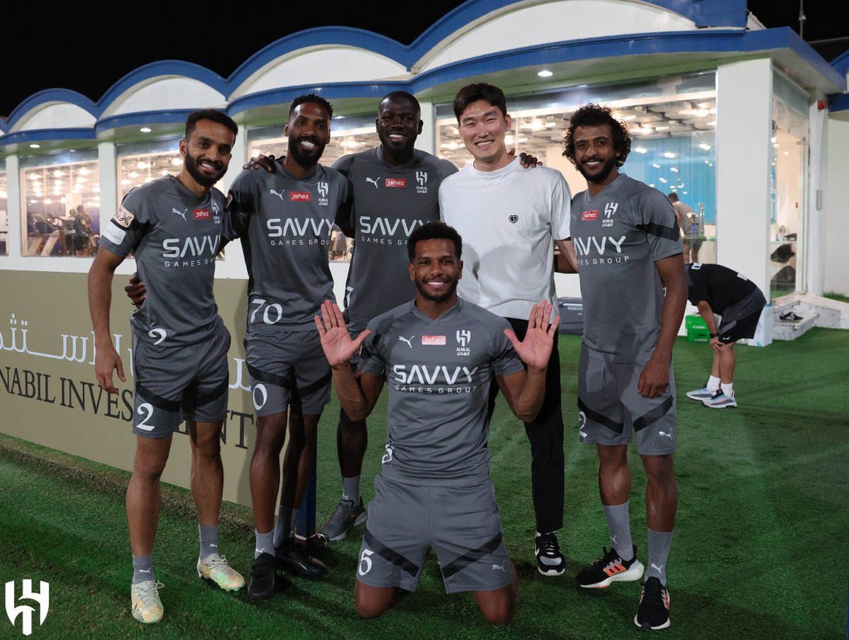 Alhilal_FC's tweet photo. 📸 نوّرتنـا @HyunJjhshs20 😍💙

#الهلال https://t.co/PYglu4by1n