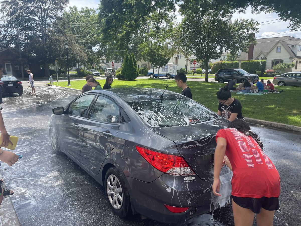 Another successful #MineolaMarchingBand car wash on this beautiful July day! Thank you to all who came out and supported. Only 8 more rehearsals until band camp! #MineolaProud