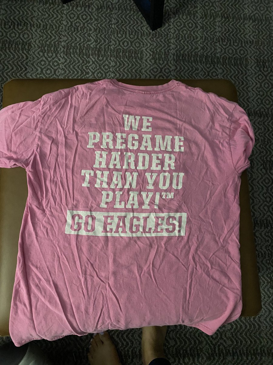 BaileySunkisses's tweet photo. @gumby7779311 @sportsguymarv I still have that shirt! Going on 10 years since I left GSU…. https://t.co/zoJoukq1g1