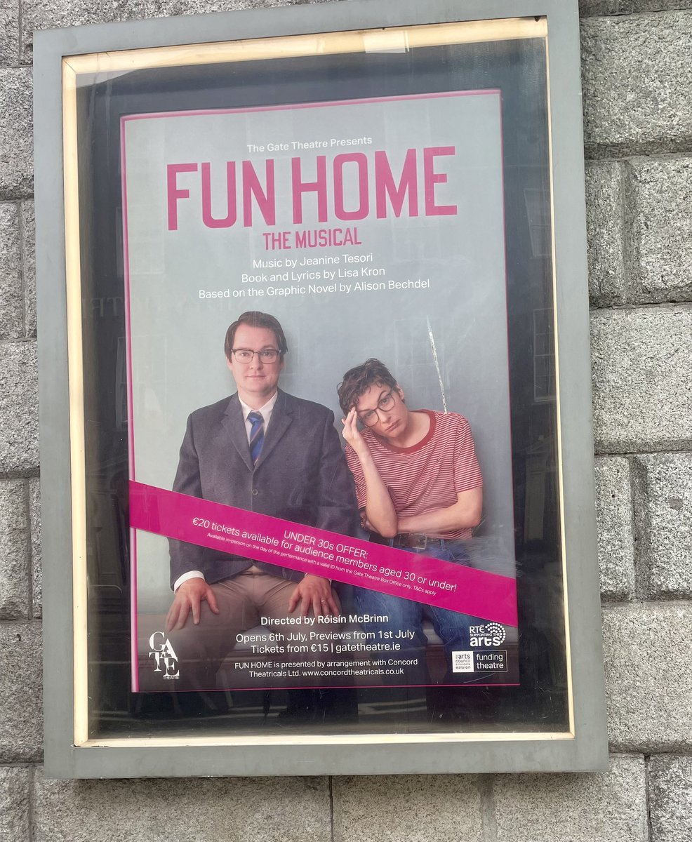 _ClaireMurray's tweet image. I’m a pure emotional wreck. 

Ok - if there are two things you MUST do this summer, it’s to read @michaelmagee__ ‘s novel Close to Home, AND take yourself to @GateTheatreDub to watch one of the  most devastating &amp;amp; stunning shows EVER. @killiandonnelly Christ, oh. 🙌🏼 

#FunHome