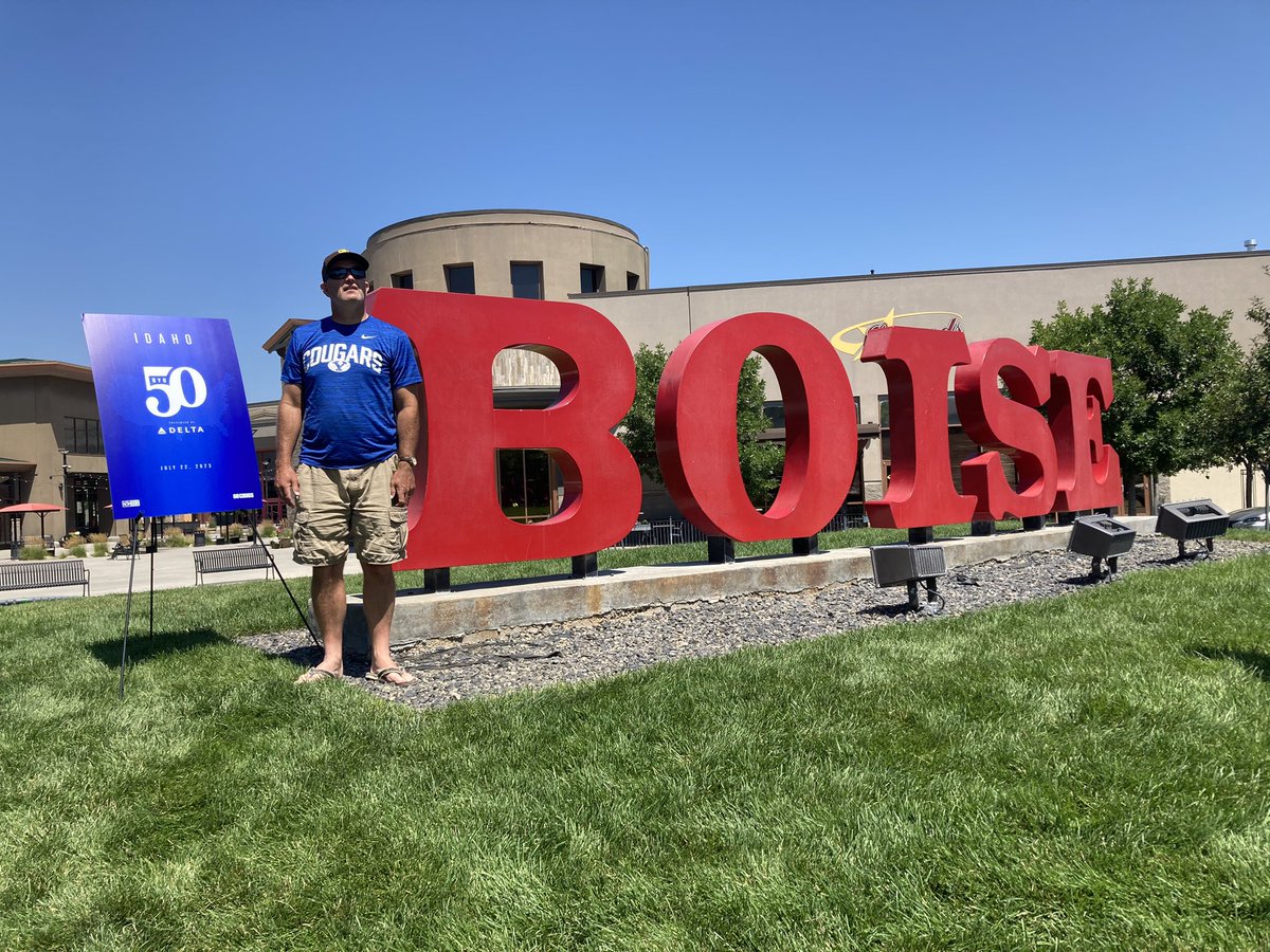 ChristinaForsg2's tweet photo. Made it to #byu50 🤞🏼 https://t.co/Fg9ZoQId0e