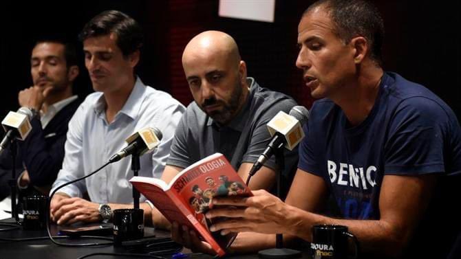 luismateus's tweet photo. Um mês de “Schmidtologia” nas livrarias. Obrigado! #schmidtologia #schmidt #rogerschmidt #livrosfutebol #livrosdesporto #livros #liga #benfica #rap #diogoluis #contraponto https://t.co/NR6PAIr3v0