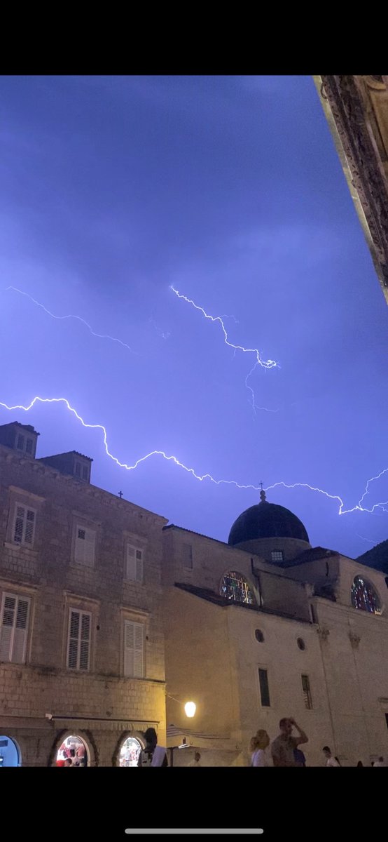 Georgia Richard (@georgiarrichard) on Twitter photo A break in the heat in Dubrovnik Old Town <a href="/CarlowWeather/">Carlow Weather</a> <a href="/DubrovnikTB/">Experience Dubrovnik</a> <a href="/WeatherAlertsEU/">Weather Alerts Europe ⚠</a> #cerberus #heatwave A break in the heat in Dubrovnik Old Town <a href="/CarlowWeather/">Carlow Weather</a> <a href="/DubrovnikTB/">Experience Dubrovnik</a> <a href="/WeatherAlertsEU/">Weather Alerts Europe ⚠</a> #cerberus #heatwave