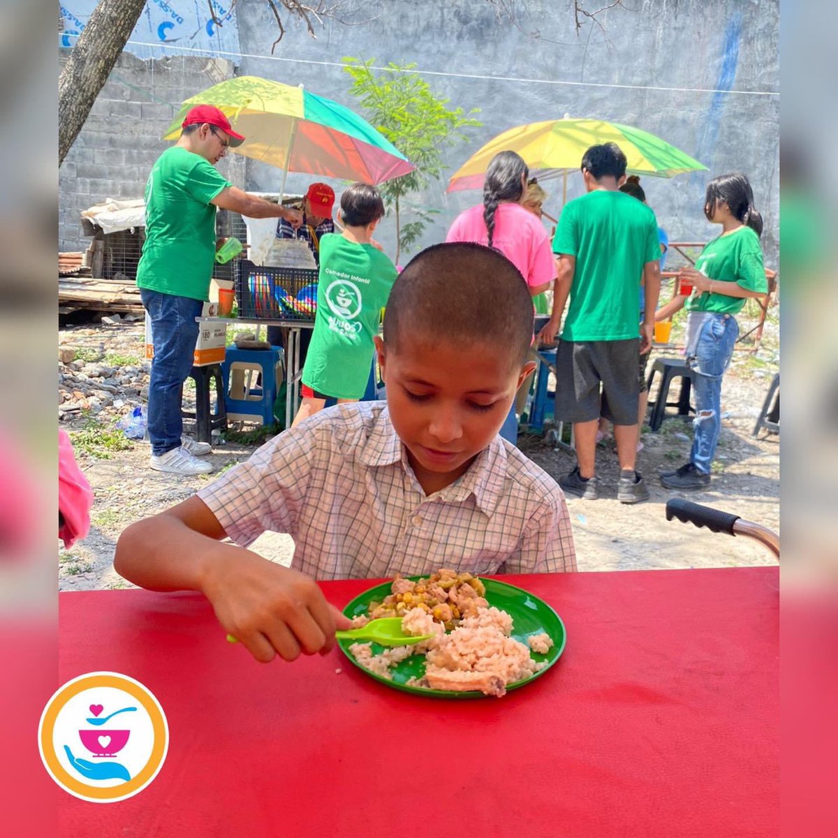 Every bite matters in a child's growth. 🌱🍴💪 Help us forge a stronger and healthier future for the little ones. Your support makes a difference in the fight against child malnutrition. Together, we are an unstoppable team! 🌟🤜🤛  #UnitedForTheChildren #FeedingFutures