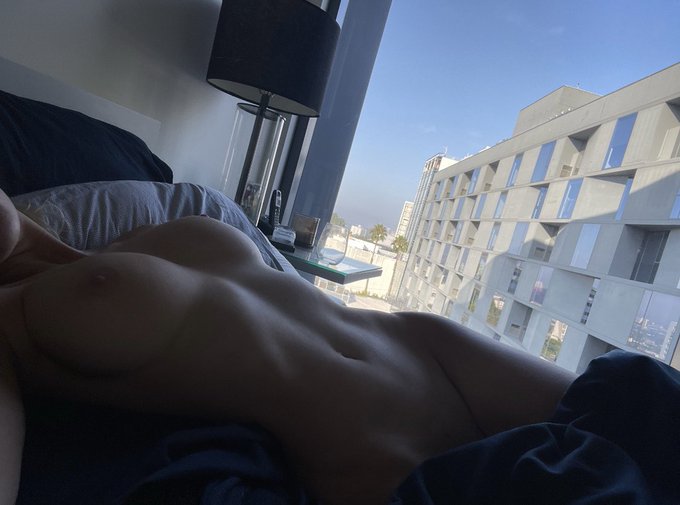 Good morning 😘 https://t.co/Uph7Hy3Tma