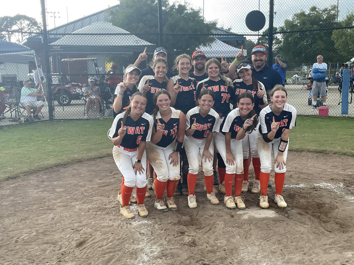 07Louisville's tweet photo. Congrats @07Louisville on a magical run at the National Championship - Road to the Beach.  These 10 special ladies won games over teams from MO,IL,FL,IN,AL,OK on the way to winning the championship. Everyone had major contributions along the way. https://t.co/WHYaVji0Ri
