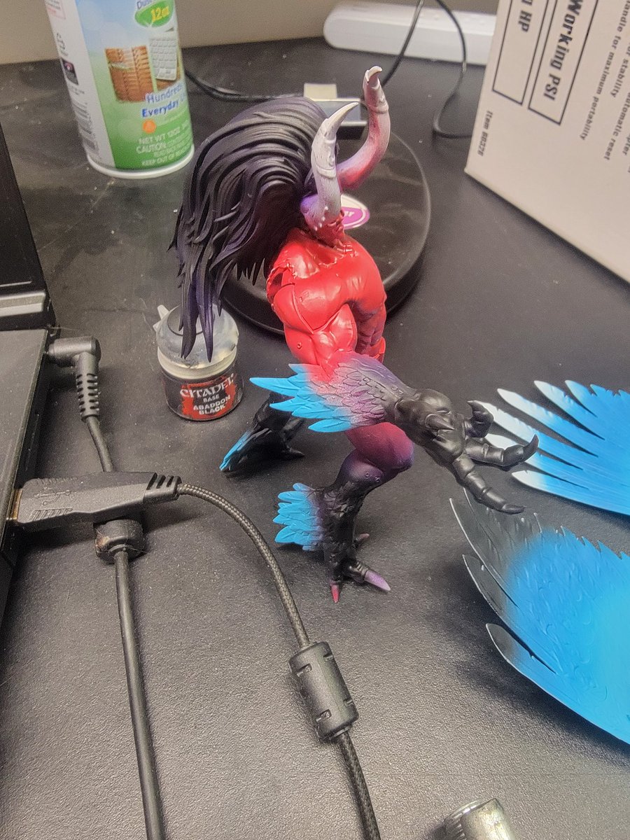 Wolfsythen's tweet photo. Finally, I'm getting back to painting #magnus #warhammer #painting #miniature https://t.co/NR7d75SObM
