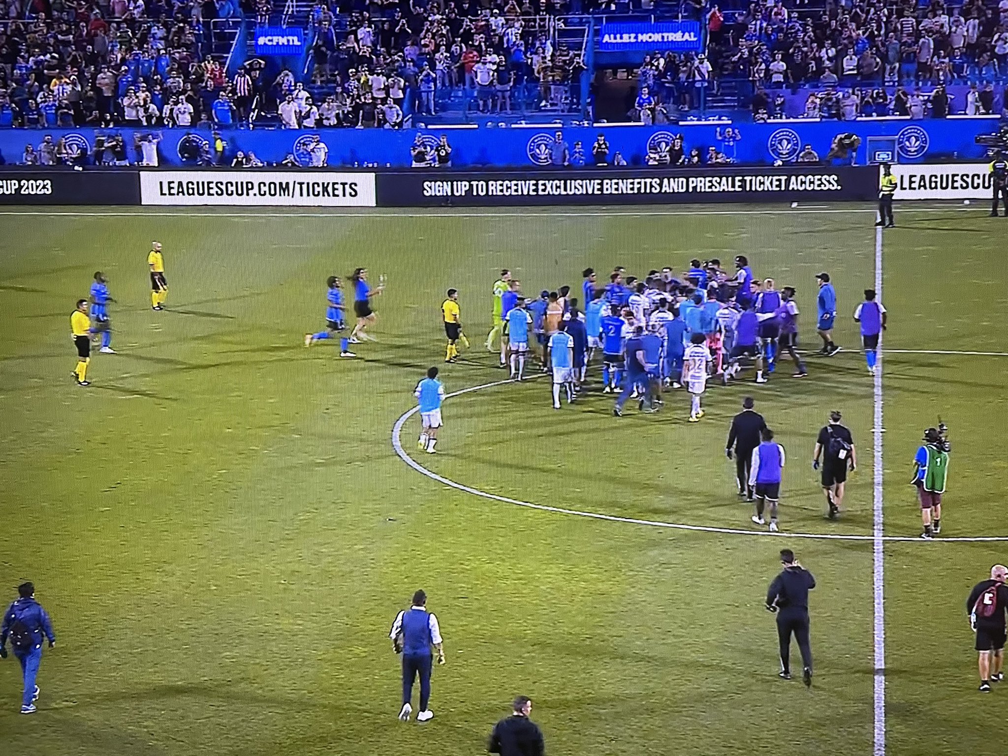 MLS Buzz on Twitter: "Montreal buries the winning PK and the benches