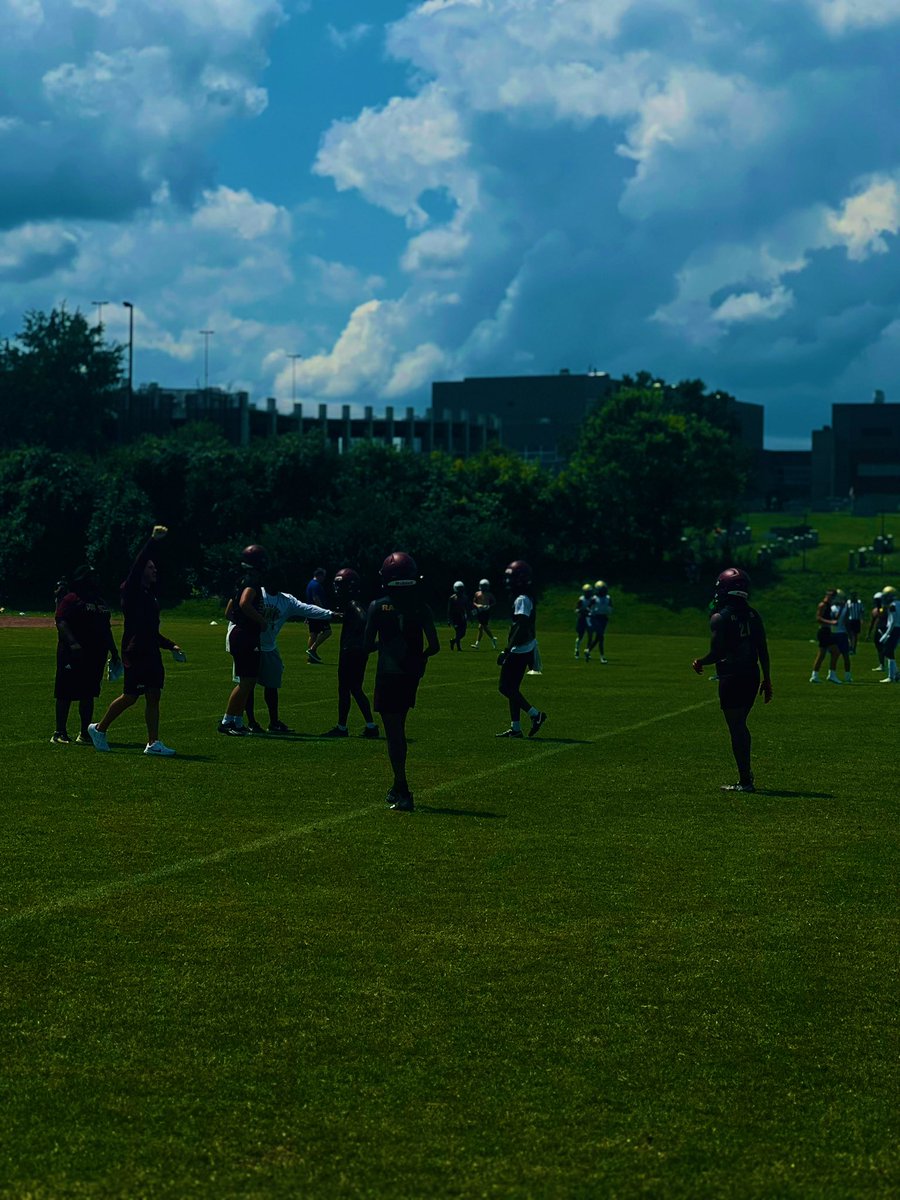 CoachNinoDBE323's tweet photo. Great Day To Be A Raven!! Great work @EKUFootball 7v7, thanks for having us!  @AthertonFootbal #KnowAGuyWhenYouSeeOne 
#BigAFactory https://t.co/HGwLsShd1Q