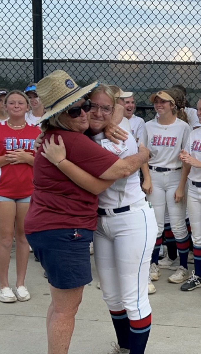 So beyond blessed and thankful for this opportunity 💗 

<a href="/ErskineSoftball/">Erskine Softball</a> <a href="/EliteOwens/">Carolina Elite Owens</a> <a href="/Luke_Hansen13/">Luke Hansen</a>