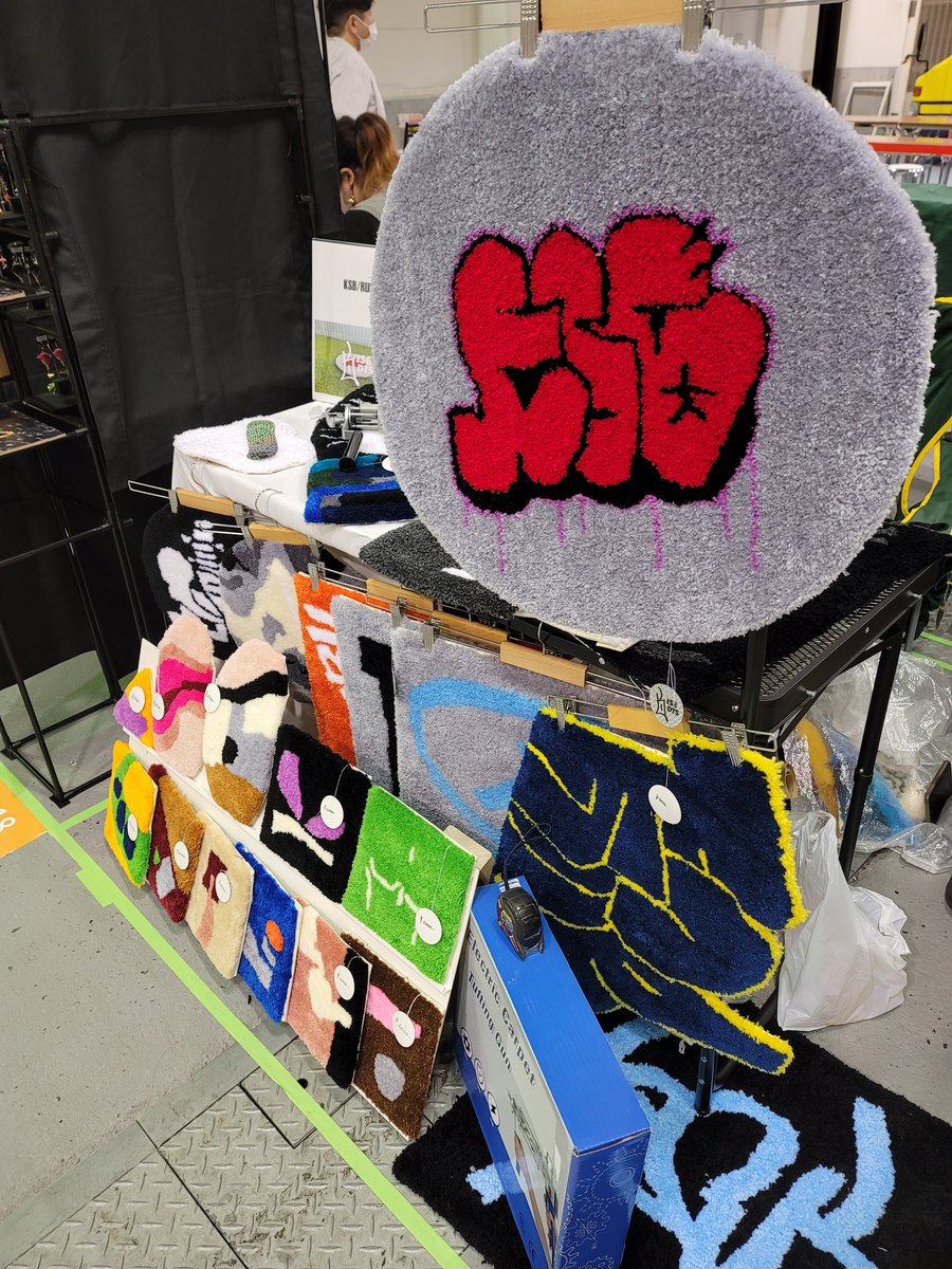 ksb_rug's tweet photo. 新商品ベイスにアップさせてもらいました！！

神戸ハンドメイドマルシェでも販売しております！！

是非ご来場ください～(*^^*)

#神戸ハンドメイド https://t.co/Y81ZBNryed