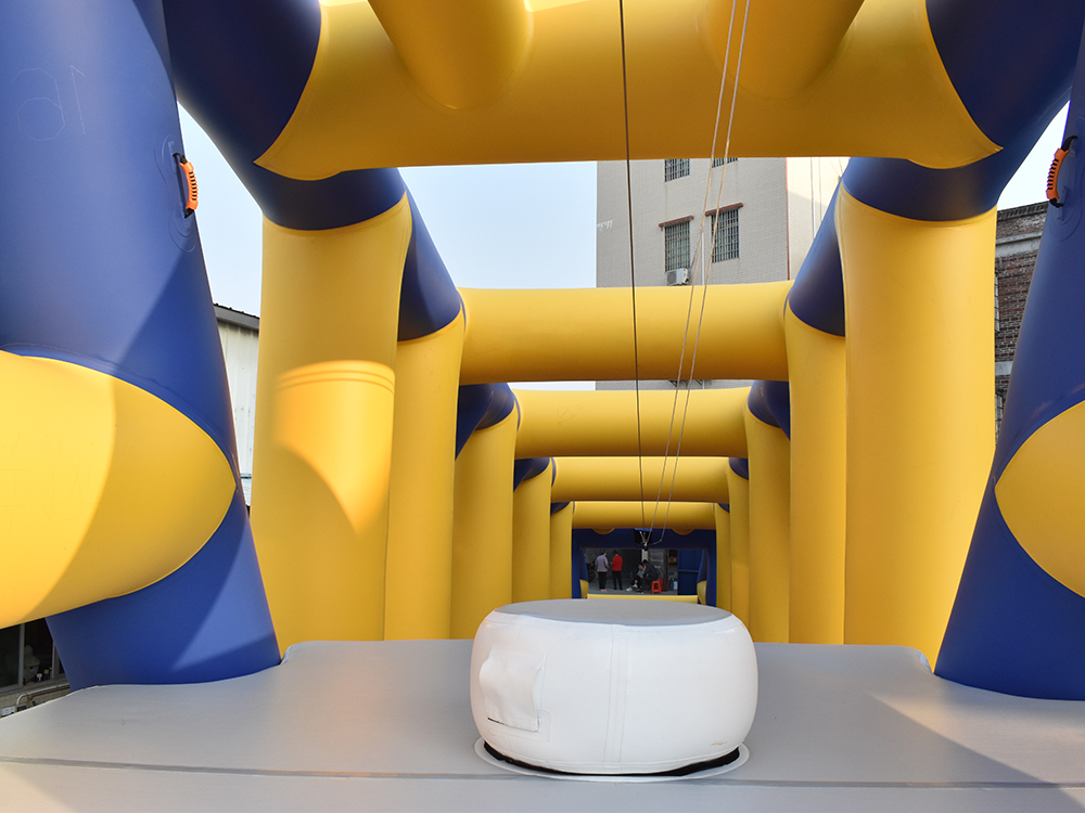 Bouncia8's tweet image. inflatable water slides makes our sustainable development possible. bouncia.com.cn/bouncia-new-de… #inflatablewaterslides