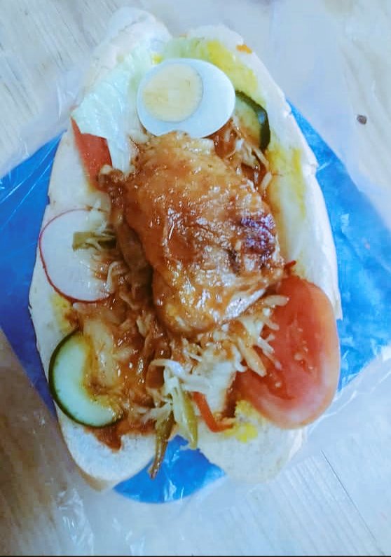 RobertCani1's tweet photo. Si pasa por la Rabida en la 35av a la altura de la Iglesia Fatima,  tenemos : cócteles de camarón panes con pollo , boquitas preparadas y más , con las 3 B . RT porfa si son tan amables. https://t.co/qS98p1j55X