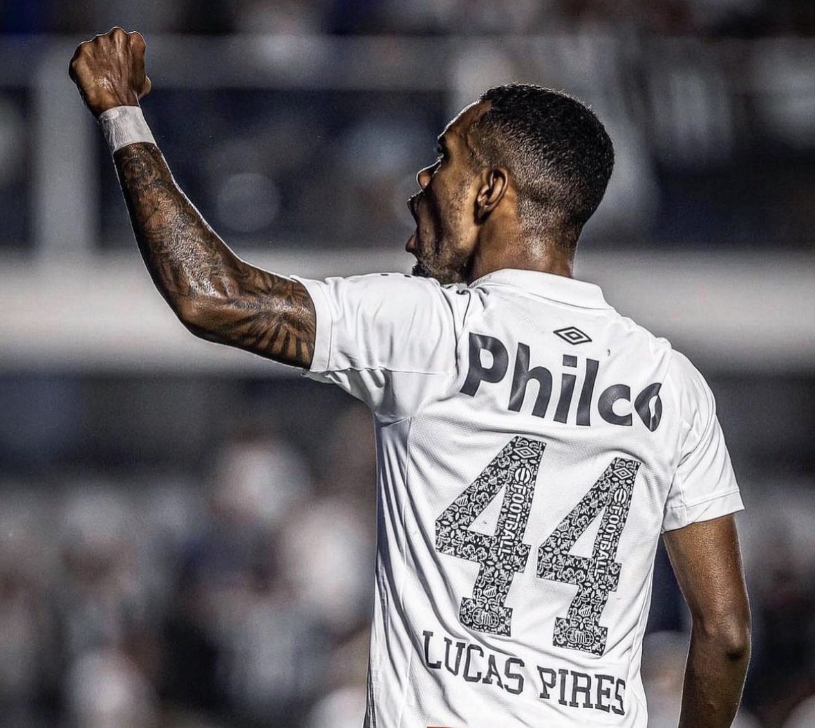Cadiz have reached full agreement to sign Lucas Pires as new fullback from Santos, done deal 🟡🔵🇧🇷

Loan with option to buy clause agreed, he will travel tomorrow for medical and contract will be signed right after.
