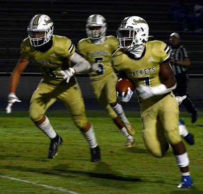 C/o ‘24 Uncommitted RB watchlist thread:

☢️Correy McManus (Andrews)
☢️Nigel Dula (Draughn)
☢️BJ Brown (Lee County)
☢️Caman Chaplin (West Forsyth)
☢️Ryan Henley (Charlotte Christian)
☢️Will Jones (Hough) 
☢️Jeremiah Norris ( Burns) 
☢️Alex Sanford (Ledford)