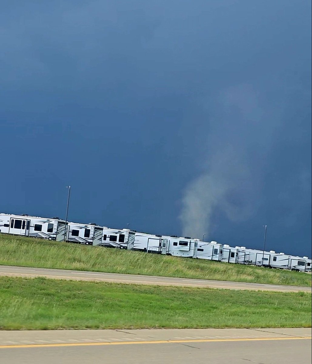 Landspout tornado just west of Chapman on I-70 at 443 p.m. @NWSTopeka