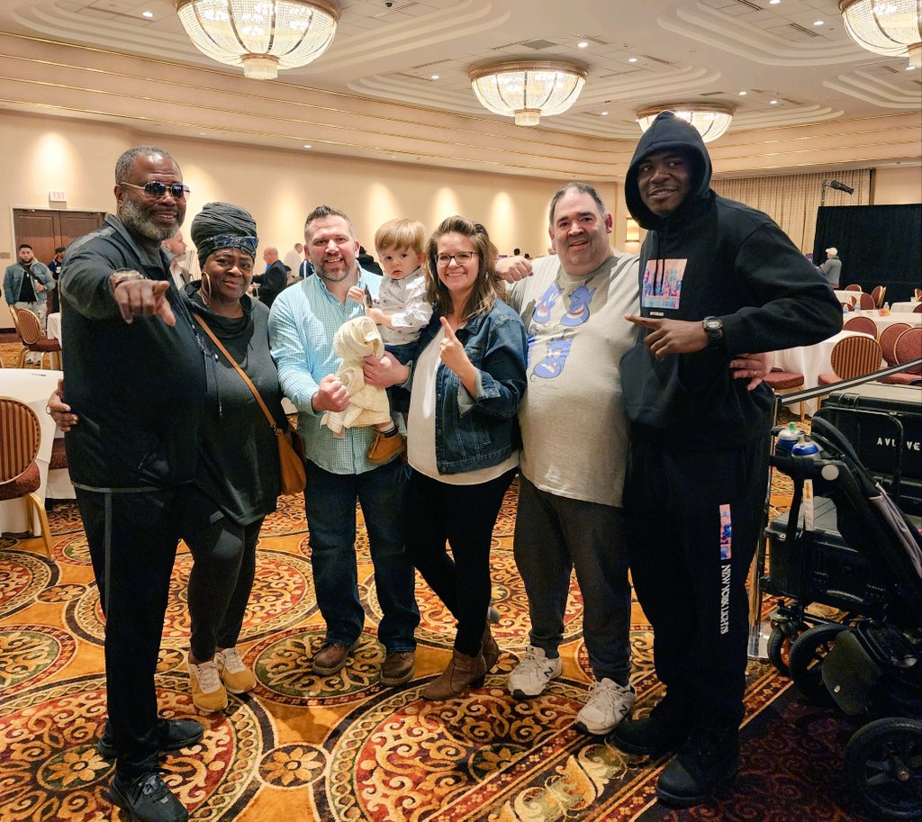 marianiblog's tweet photo. @Ovajay @BIGShotShaw We love #BIGShotShaw
A true class act! https://t.co/ctxOYhwPSw