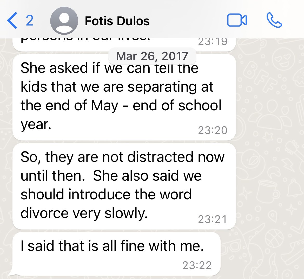 Fotis Dulos chats w Michelle Troconis shows a completely different story than what the media say. He had told Michelle that he was living separate lives-Divorce docs says “The parties marriage has broken down since 2011, but the parties continued on for the sake of the children. https://t.co/eY0mog5ULY