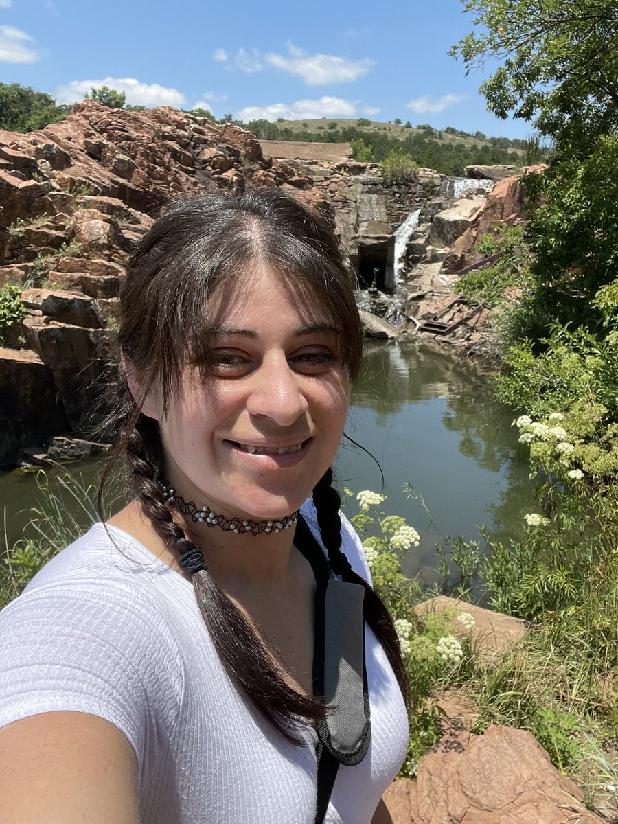 ram_slam_throw's tweet photo. We climbed all over #mtscott ⛰ ‼️ #greatscott ‼️ Amazing #cardio 🏃🏻♀️
#nature #mountainclimbing #endurance #adventuring
🌺🌲🦅🦆🐝🐞🦕🦎🐟🐿🐾🪺🪨🍁🌎🌈 https://t.co/aKAJMbIqzt