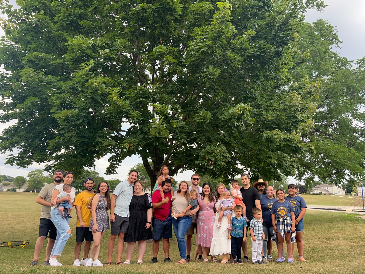 Can’t imagine a better crew! Shoutout to our chiefs, @CSmallMD and @SaraBelPonMD, for organizing our first annual welcome picnic! We’re so excited to have our new PGY-2’s and grow our @MCWRadOnc family! #RadOnc