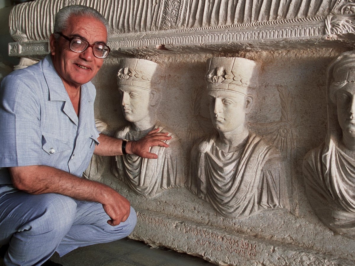 redhistoria's tweet photo. El arqueólogo sirio Khaled Al Asaad, que dedicó su vida a la excavación y restauración de Palmira, Patrimonio de la Humanidad por la UNESCO. 
Fue decapitado por ISIS después de negarse a revelar la ubicación de artefactos antiguos, a pesar de un mes de tortura... https://t.co/K3C0WVMSWE