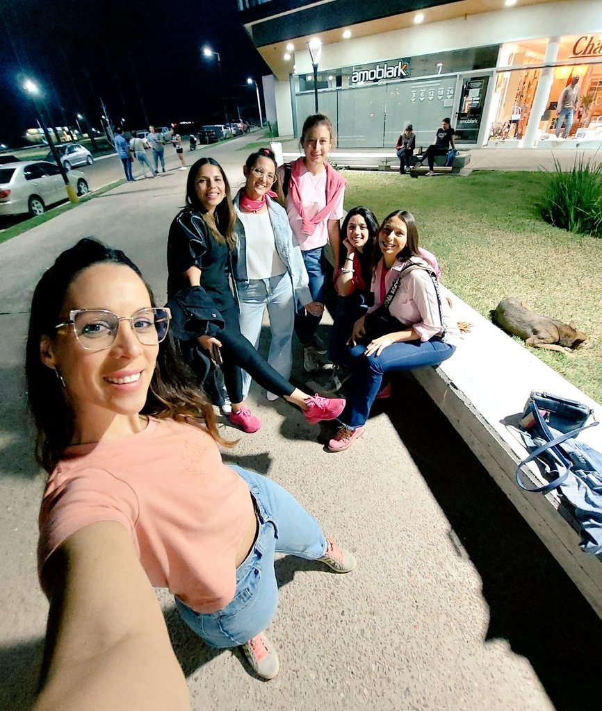luciaathomas's tweet photo. +30 al pedo 😅😅😅 https://t.co/e4IAC90KVo