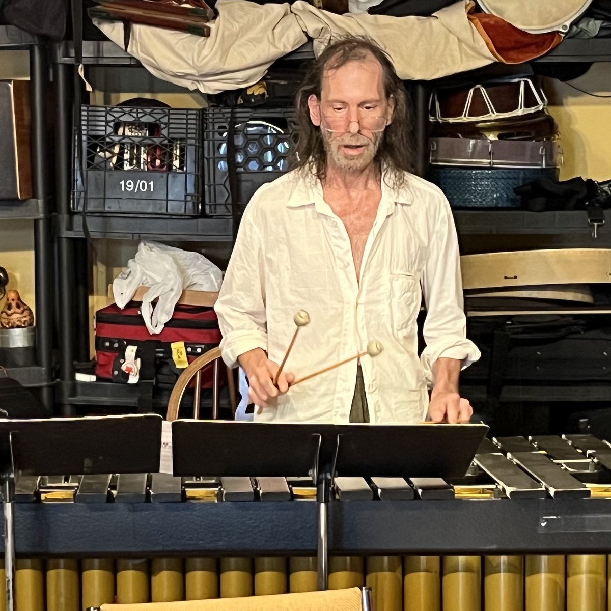 JeffreyRyanComp's tweet image. Thanks @OrchidEnsemble (@Lan_Tung erhu, Dailin Hsieh zheng, Jonathan Bernard percussion) for a great workshop on "Noctiluca", inspired by the beauty and danger of the "Blue Tears" algae blooms of the East China Sea (and elsewhere). Supported by @SOCANFoundation.