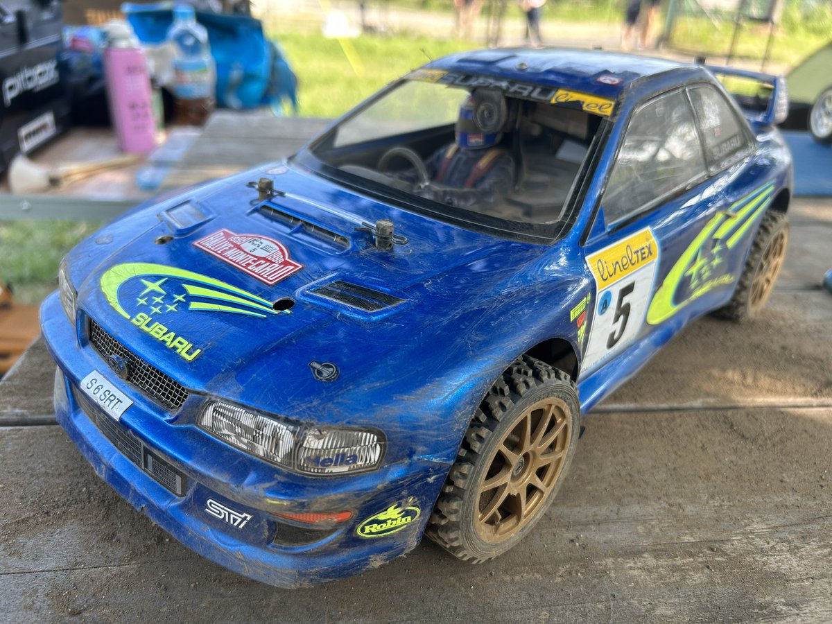 tsuyopon_fpv's tweet photo. 昨日の参加車両たち。
勝手にセンターをいただきました😆
#REPOC https://t.co/hUoL24Jyy2
