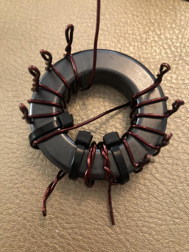 Pytlicek's tweet photo. 😴 Tough day, but the result is worth it! I built a MultiTap UnUn with Rotary Switch for my 80-10 #EFHW antenna. https://t.co/0JAc08FSK2