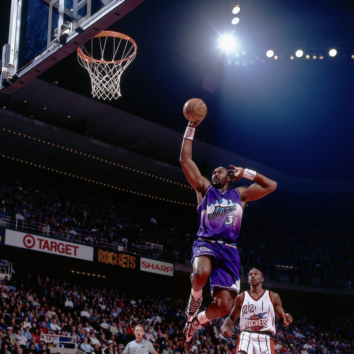 Happy Birthday to Karl Malone #3 All-time in Points 14x All-Star 14x All-NBA 2x MVP 4x All-Defense RT to wish The Mailman a Happy Birthday