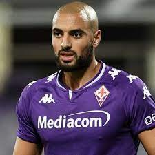 FInfodata's tweet photo. 🔴 Man United eyeing Sofyan Amrabat! 

A bid hasn't been made yet, but the  club's interest is clear. 

With Fred possibly leaving, will Sofyan be the  new face in midfield? 

Only time will tell. 

#ManUtd #TransferTalks https://t.co/YDemQAuU8j