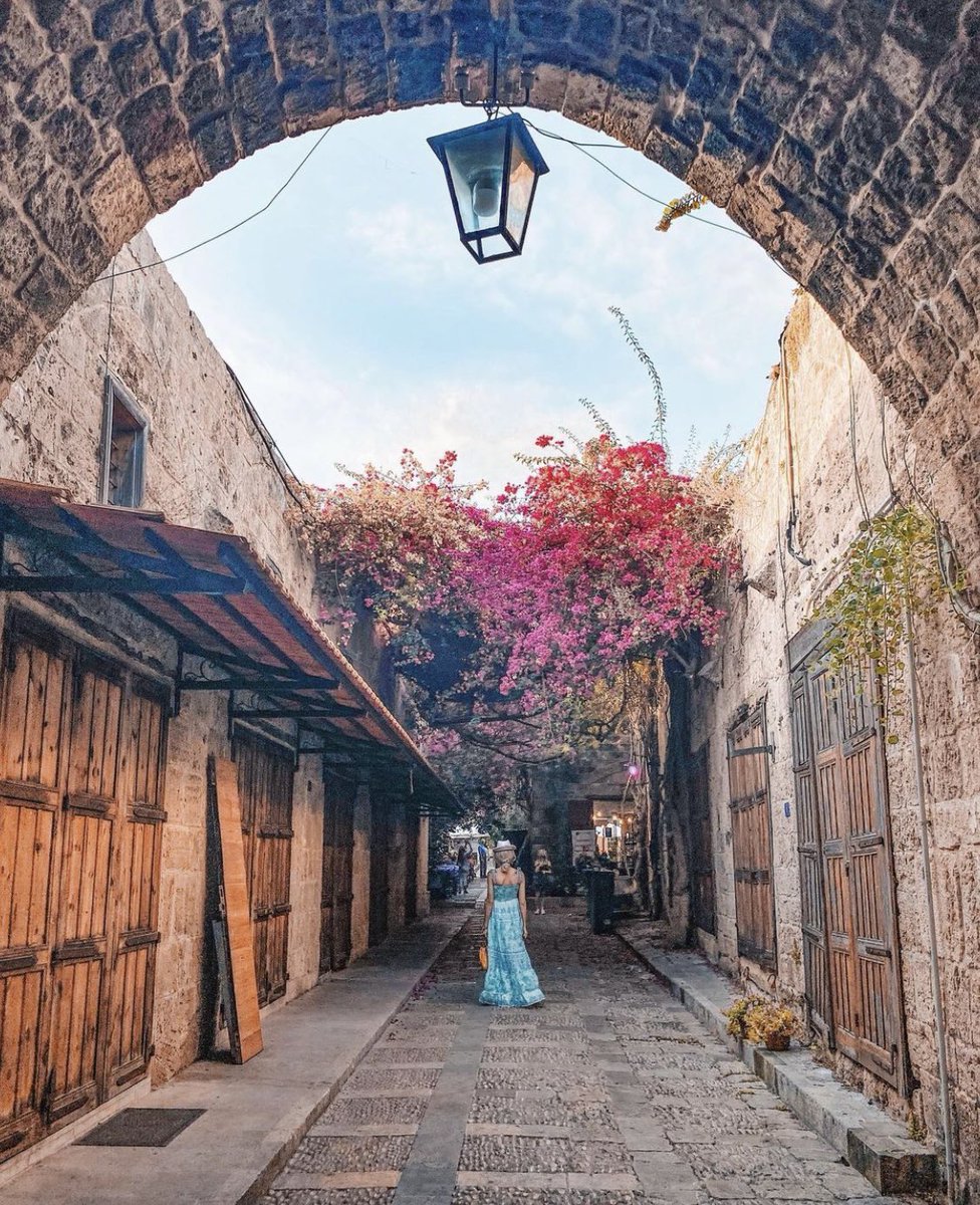 sahouraxo's tweet photo. Byblos 🌸 https://t.co/HasD3vo21K