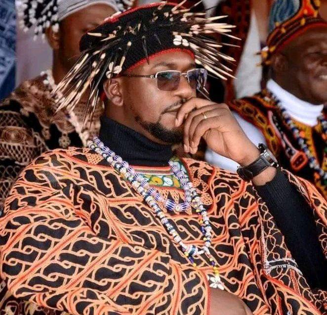MimiMefoInfo's tweet photo. Anglophone crisis: Fon of Oku, HRH Ngum IV calls for peace amid killings #Cameroon #Cameroun https://t.co/wTfez3xUAH https://t.co/HLqisA4VhU