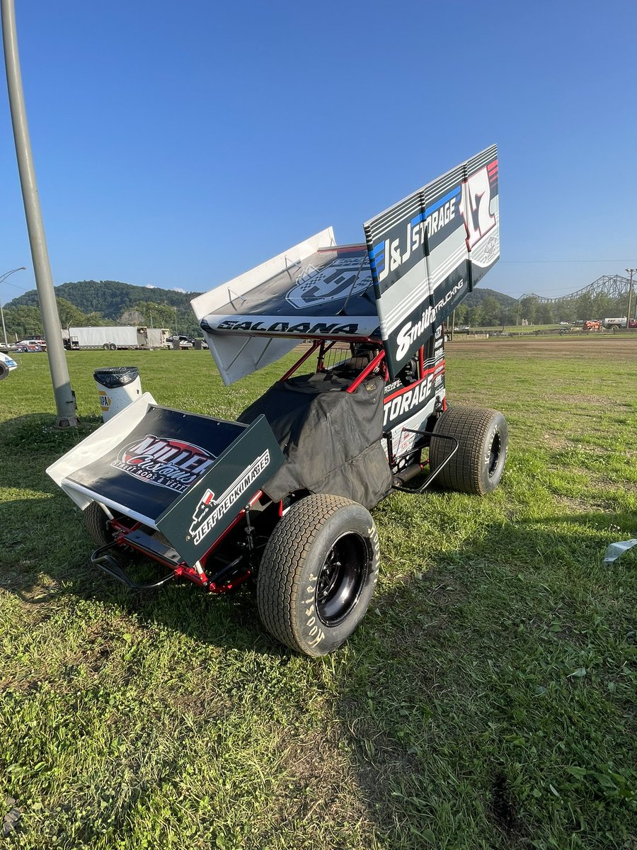 P8 last night at Hilltop hopefully we can find some more speed tonight for a better end result here at Portsmouth, thanks again to my sponsors <a href="/DKWTRANSPORT1/">Shawn Loken</a> <a href="/JeffKPeck/">Jeff Peck</a> <a href="/hemsaw/">HE&M Saw</a> <a href="/littleDebbie_2/">Tobey Weaver (NEW ACCOUNT)</a> <a href="/heathmiller02/">Heath Miller</a> <a href="/Drink_Victory/">Victory Fuel</a> <a href="/XcaliberGraphic/">Xcaliber Graphics</a> <a href="/hplubricants/">hplubricants</a> J&amp;J Storage Smith Trucking