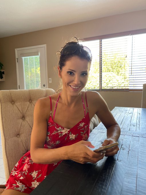 #summervibes #summersmiles #poolready #angeldark #angeldarknation  https://t.co/yldVrEXNlR https://t<a href="/tag/summervibes"class="tags">#summervibes</a><a href="/tag/summersmiles"class="tags">#summersmiles</a><a href="/tag/poolready"class="tags">#poolready</a><a href="/tag/angeldark"class="tags">#angeldark</a><a href="/tag/angeldarknation"class="tags"><span>#angeldarknation</span></a>