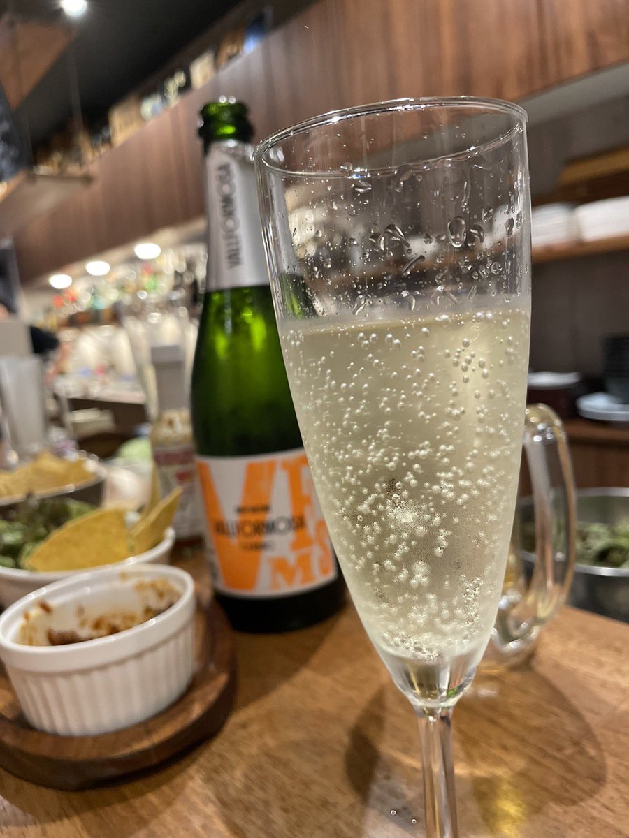 StudioAREA151's tweet photo. 4周年おめでとうございます㊗️
#肉バルsow https://t.co/w93X2F0FuL