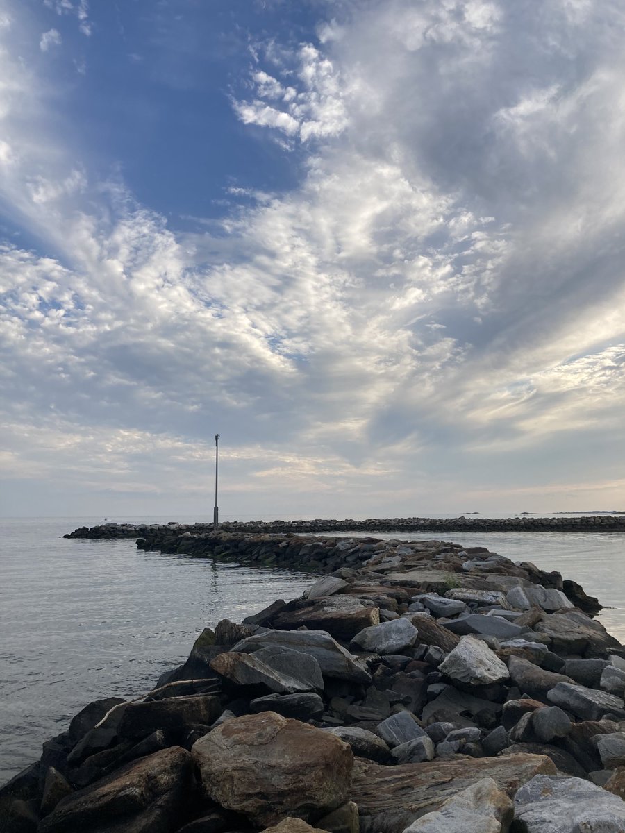 Christo92633182's tweet photo. What a beautiful weekend at the beach in Connecticut. ๐๏ธโ๏ธ #ctbeaches #connecticut #indiantown #oldsaybrook https://t.co/zUrwFn8bWp