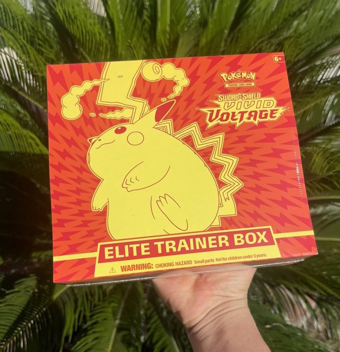 CormickRips's tweet photo. VIVID VOLTAGE ELITE TRAINER BOX GIVEAWAY⚡️

To enter just RT, LIKE &amp; FOLLOW⬇️
@Pokemonmike310 
@CormickRips 

Tag a Pokefriend if you’d like!

Winner will be drawn 7/27 🍀 https://t.co/Zvp17S08gk