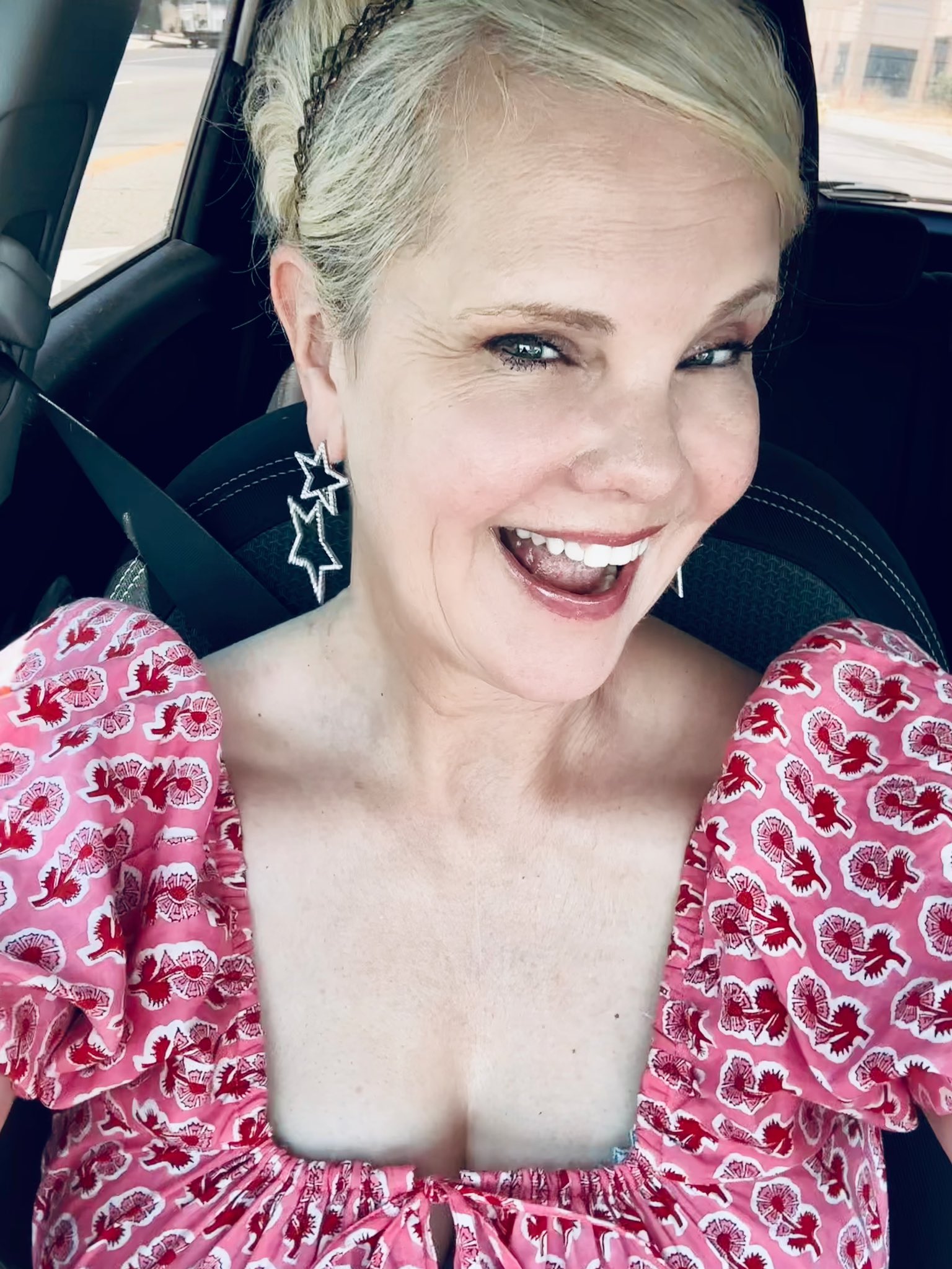 Kiersten Warren on Twitter